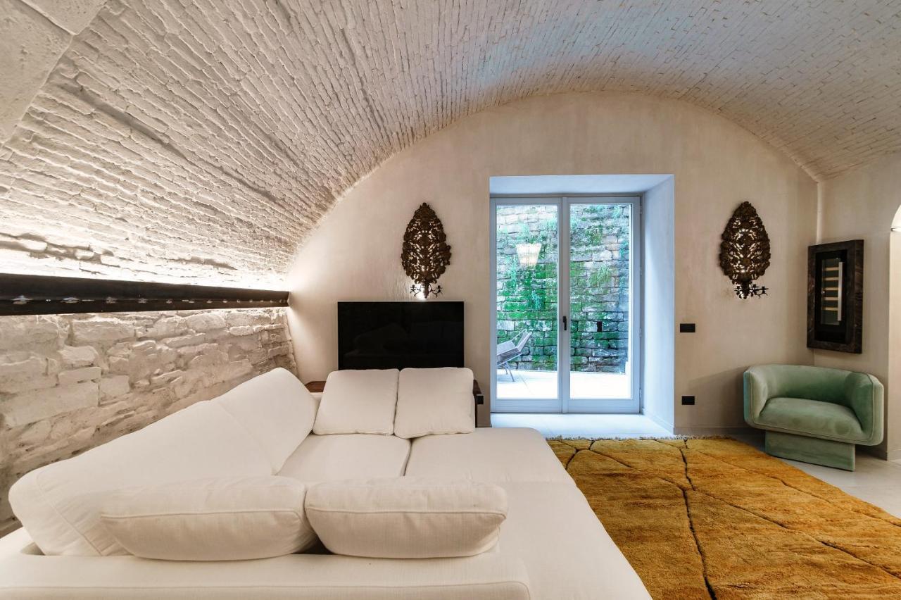 Suites Lorodellago Como - The House Of Travelers Exterior photo